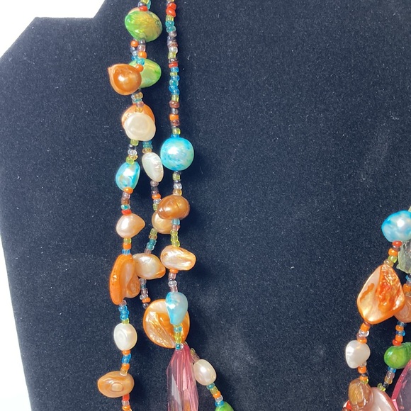 17" Colorful Small & Large Bead and Shell Necklace Multi Tier Layered - Picture 4 of 14